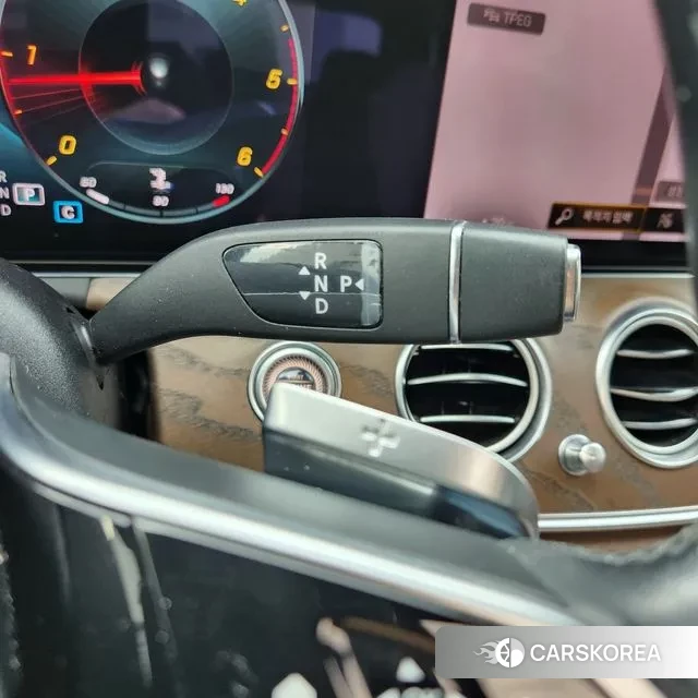 Mercedes-Benz E-Class W213 id 2997735 из Кореи 19