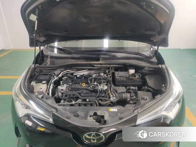 Toyota C-HR id 4254017 из Китая 19