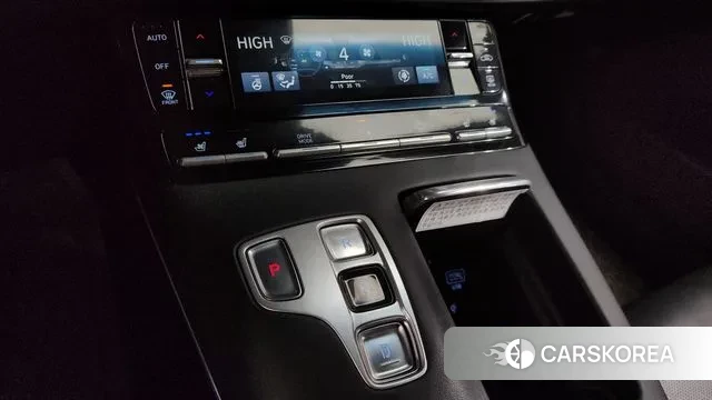 Hyundai The New Grandeur IG id 3402486 из Кореи 19