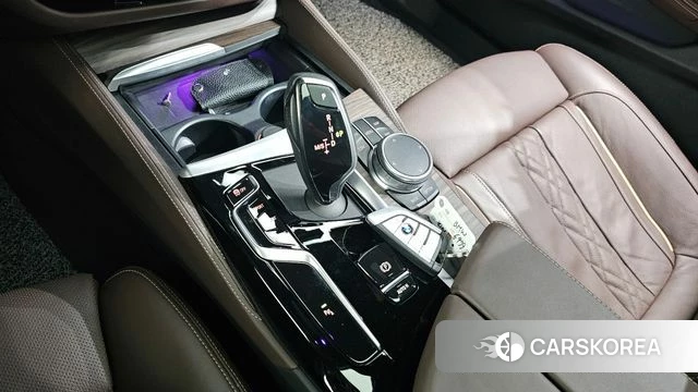 BMW 5 Series (G30) id 3828205 из Кореи 19