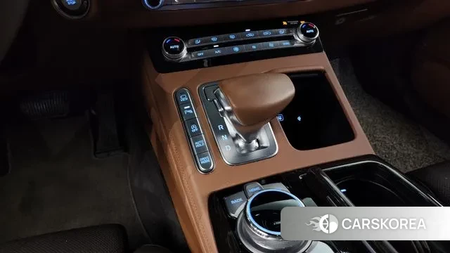 Genesis G90 id 3209337 из Кореи 19