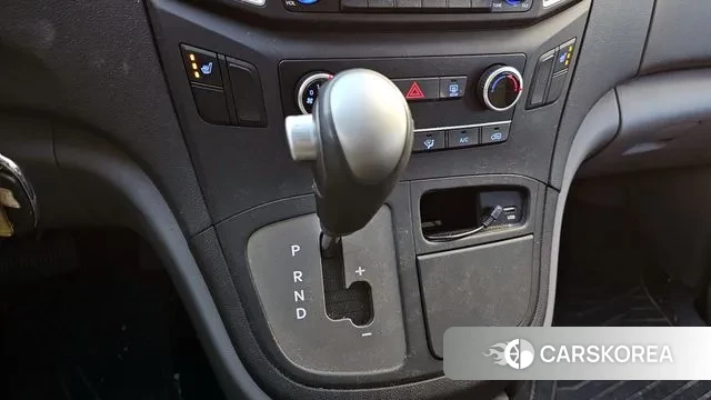 Hyundai The New Grand Starex id 3535483 из Кореи 19