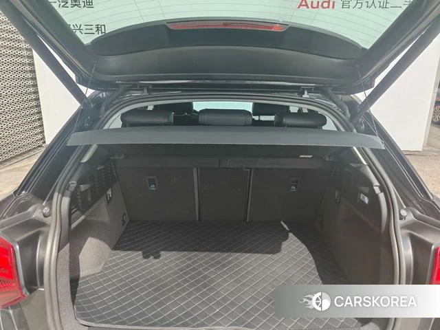 Audi Q2L id 4261417 из Китая 16
