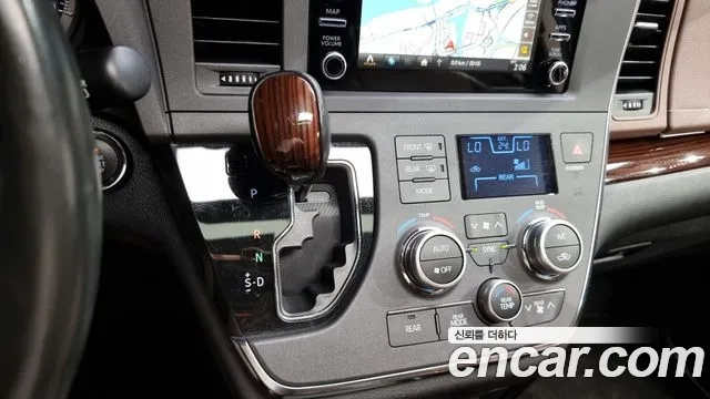 Toyota Sienna id 2956951 из Кореи 19