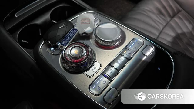 Genesis G90 (RS4) id 4500786 из Кореи 19