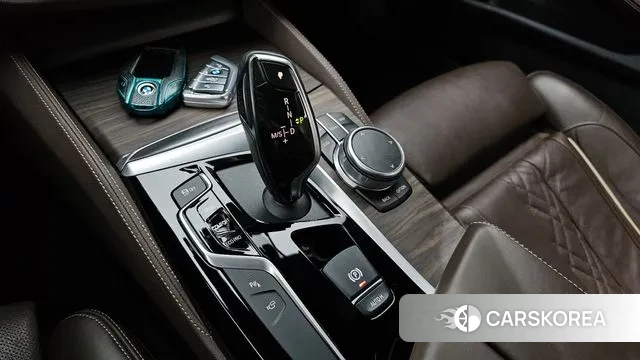 BMW 5 Series (G30) id 3417586 из Кореи 19