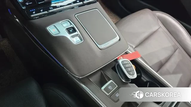 Hyundai The New Grandeur IG Hybrid id 3373902 из Кореи 19