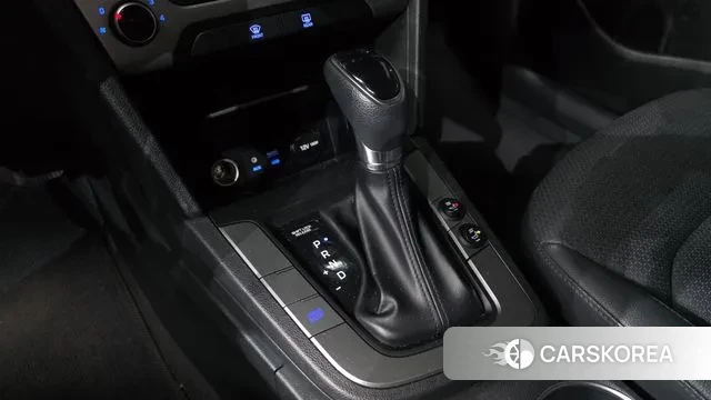 Hyundai Avante AD id 3728810 из Кореи 19