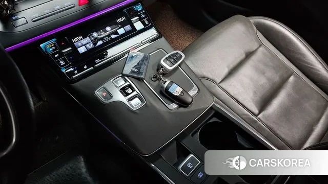 Hyundai The New Grandeur IG Hybrid id 3519830 из Кореи 19