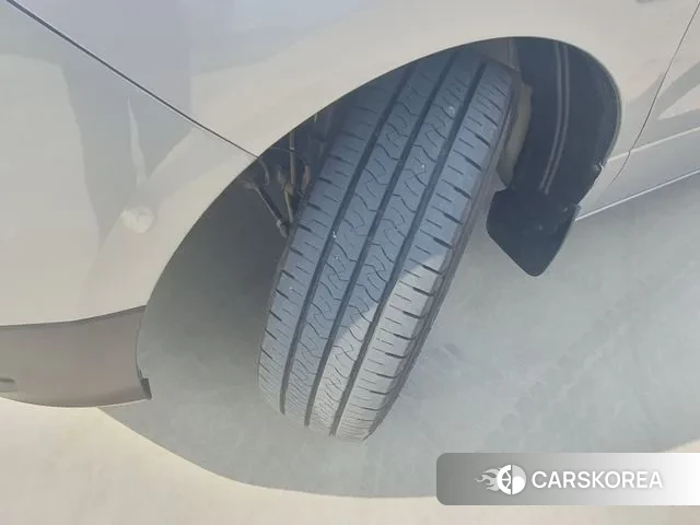 Hyundai The New Grand Starex id 3084907 из Кореи 17