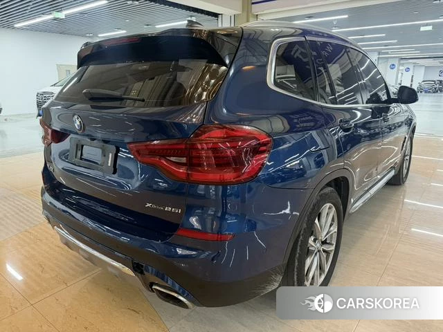 BMW X3 id 3889894 из Китая 11