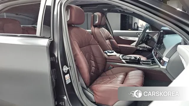 BMW 7 Series (G70) id 3394539 из Кореи 19