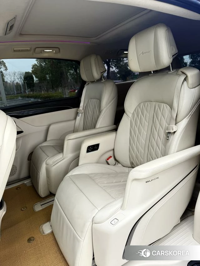 Buick GL8 id 3983356 из Китая 12