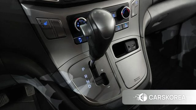 Hyundai The New Grand Starex id 4435581 из Кореи 32