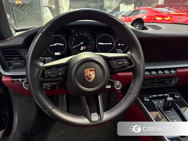 Porsche 911(992) id 3258876 из Кореи 19