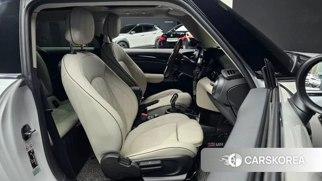 Mini Cooper S id 3964101 из Кореи 19