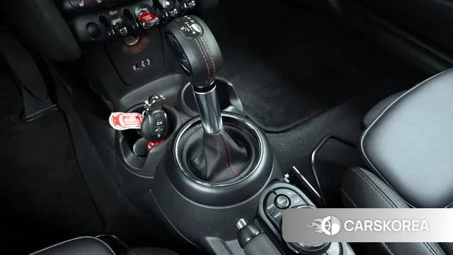 Mini Cooper S id 3018998 из Кореи 19