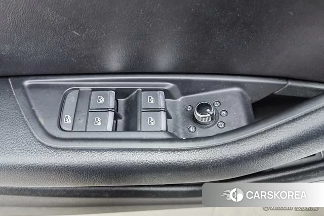 Audi A4L id 4212749 из Китая 21