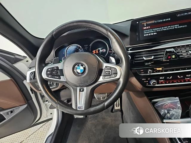 BMW 5 Series (G30) id 4900783 из Кореи 17