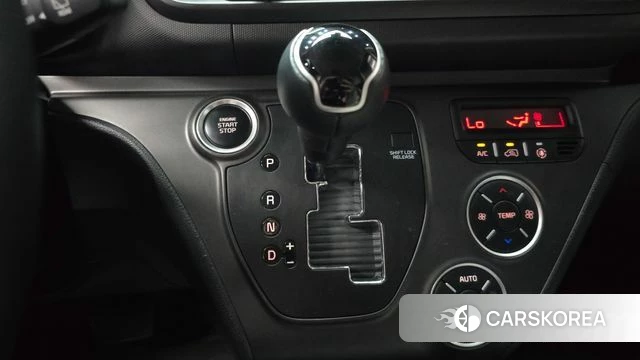 Kia The New Kia Ray id 4541204 из Кореи 29