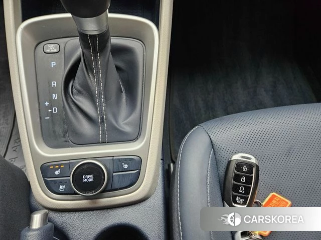 Hyundai Venue id 3982157 из Кореи 19