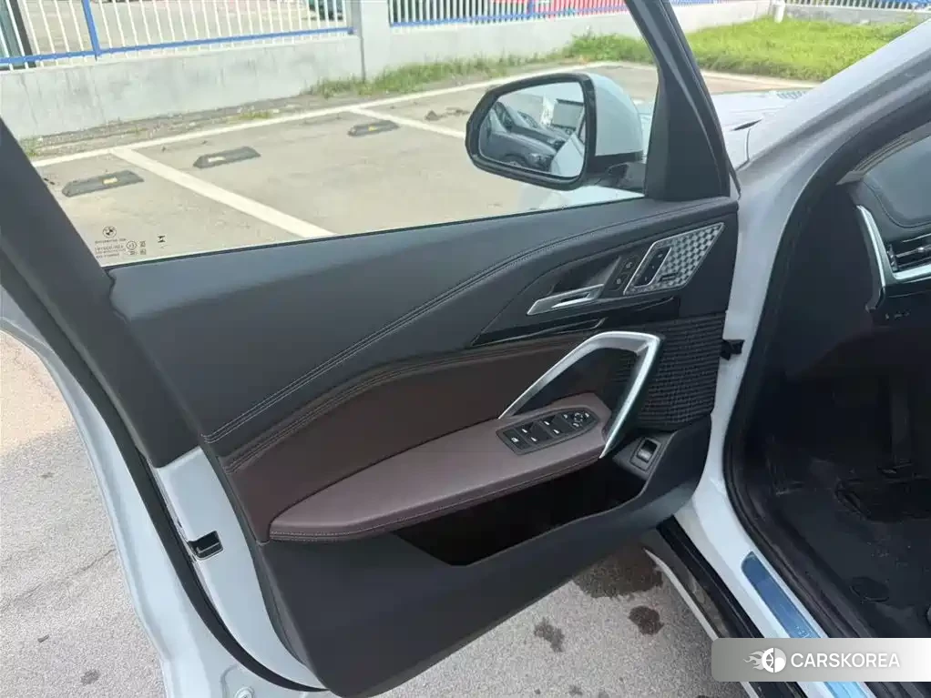 BMW X1 id 4628007 из Китая 16