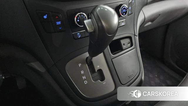 Hyundai The New Grand Starex id 4285532 из Кореи 32