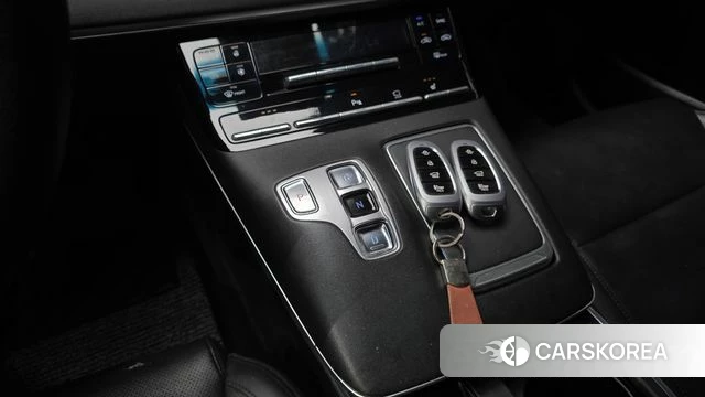 Hyundai The New Grandeur IG id 4507945 из Кореи 39