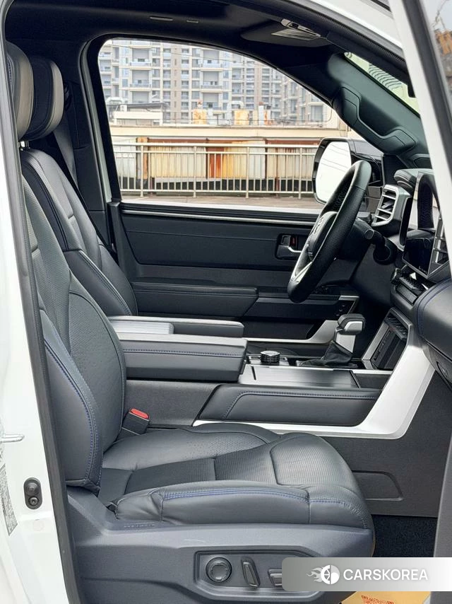 Toyota Sequoia id 4260657 из Китая 24