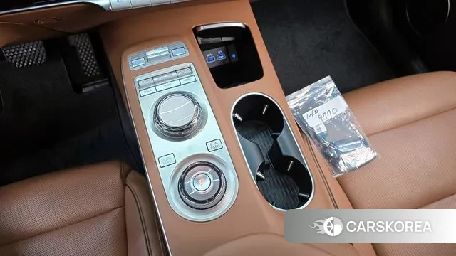 Genesis GV70 id 3142788 из Кореи 19