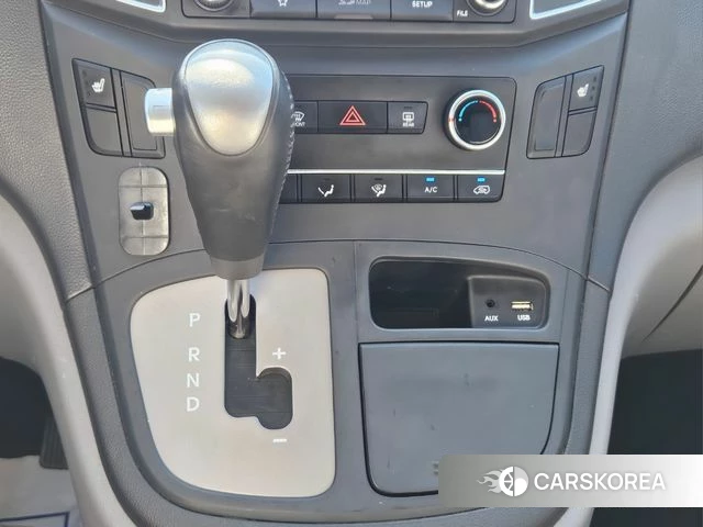 Hyundai The New Grand Starex id 4557660 из Кореи 17