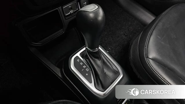 Jeep Renegade id 4610330 из Кореи 31