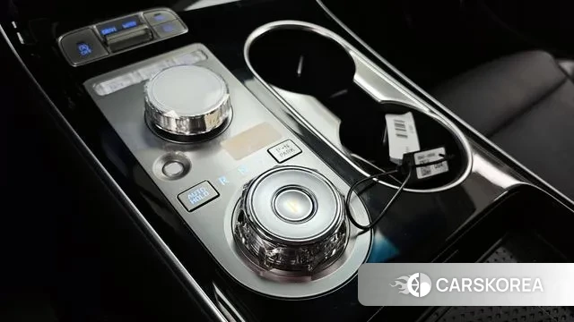 Genesis GV70 id 3585622 из Кореи 19