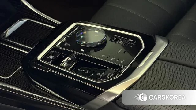 BMW 7 Series (G70) id 3674628 из Кореи 19