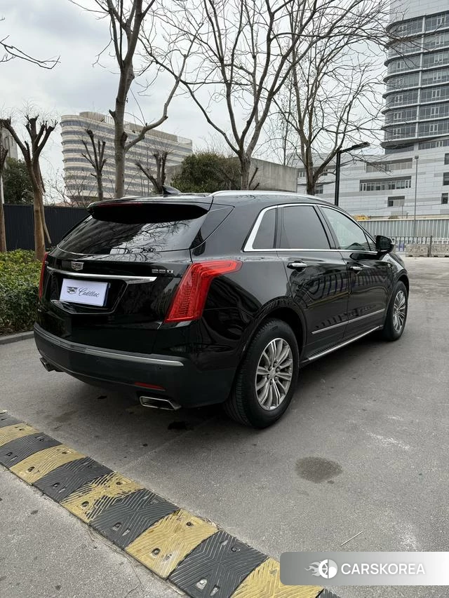 Cadillac XT5 id 4211010 из Китая 17