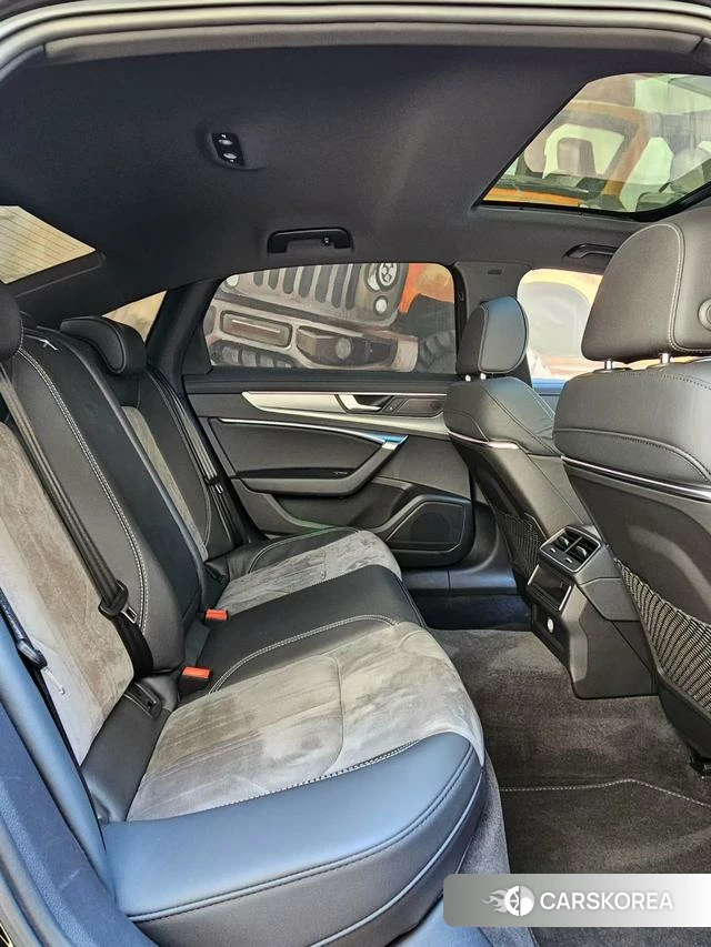 Audi A6L id 4290341 из Китая 9
