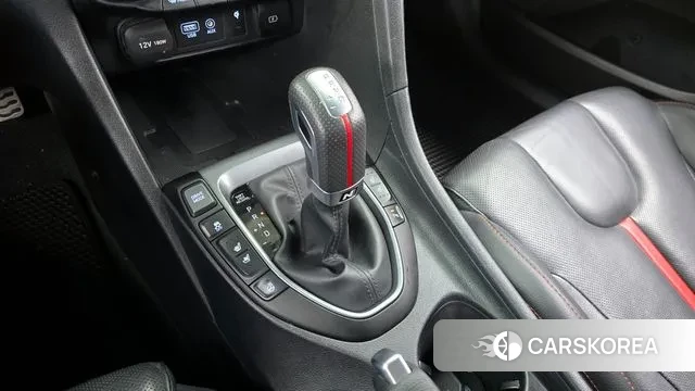 Hyundai Veloster (JS) id 3588364 из Кореи 19