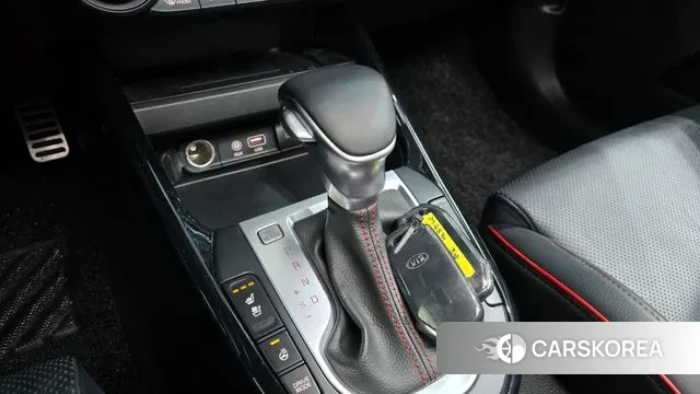 Kia Come New K3 id 3459824 из Кореи 19