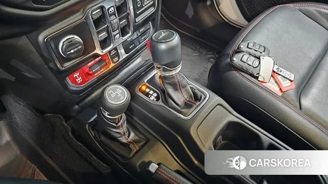 Jeep Gladiator (JT) id 3689894 из Кореи 19