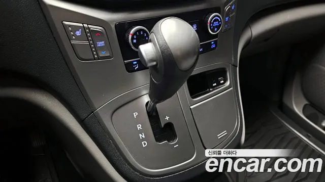 Hyundai The New Grand Starex id 2817828 из Кореи 19