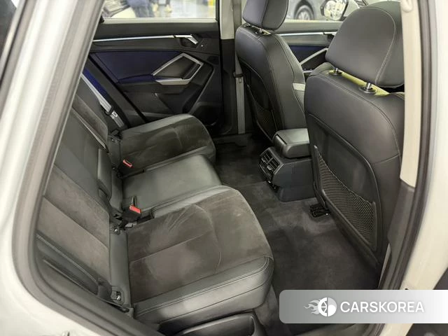 Audi Q3 id 4209853 из Китая 17