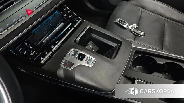 Hyundai The New Grandeur IG id 3402274 из Кореи 19