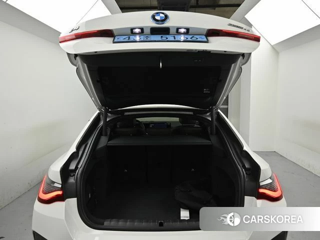 BMW i4 id 4612553 из Кореи 19