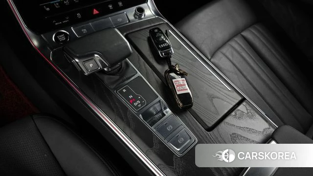 Audi A6 (C8) id 4593839 из Кореи 32