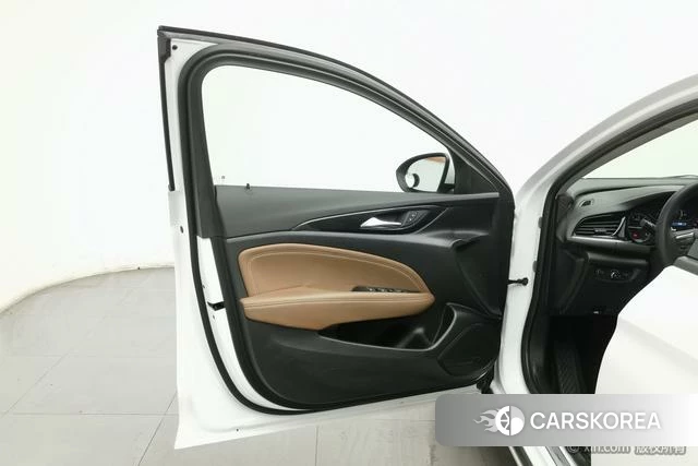 Buick Regal id 4254194 из Китая 23