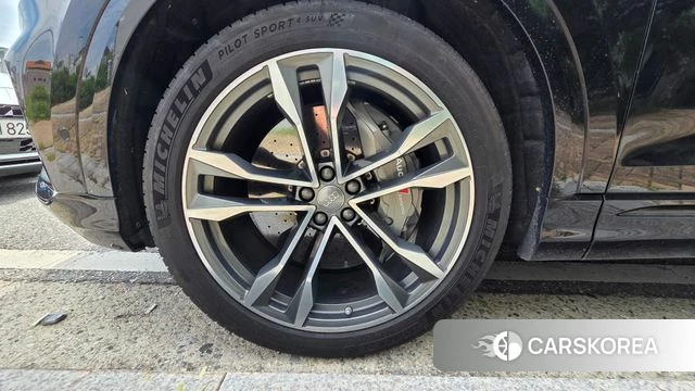 Audi SQ8 (4M) id 4741481 из Кореи 10