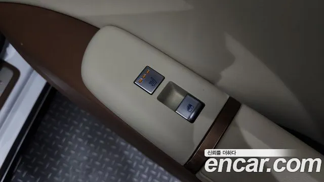 Hyundai Grandeur Hybrid (GN7) id 2705627 из Кореи 19