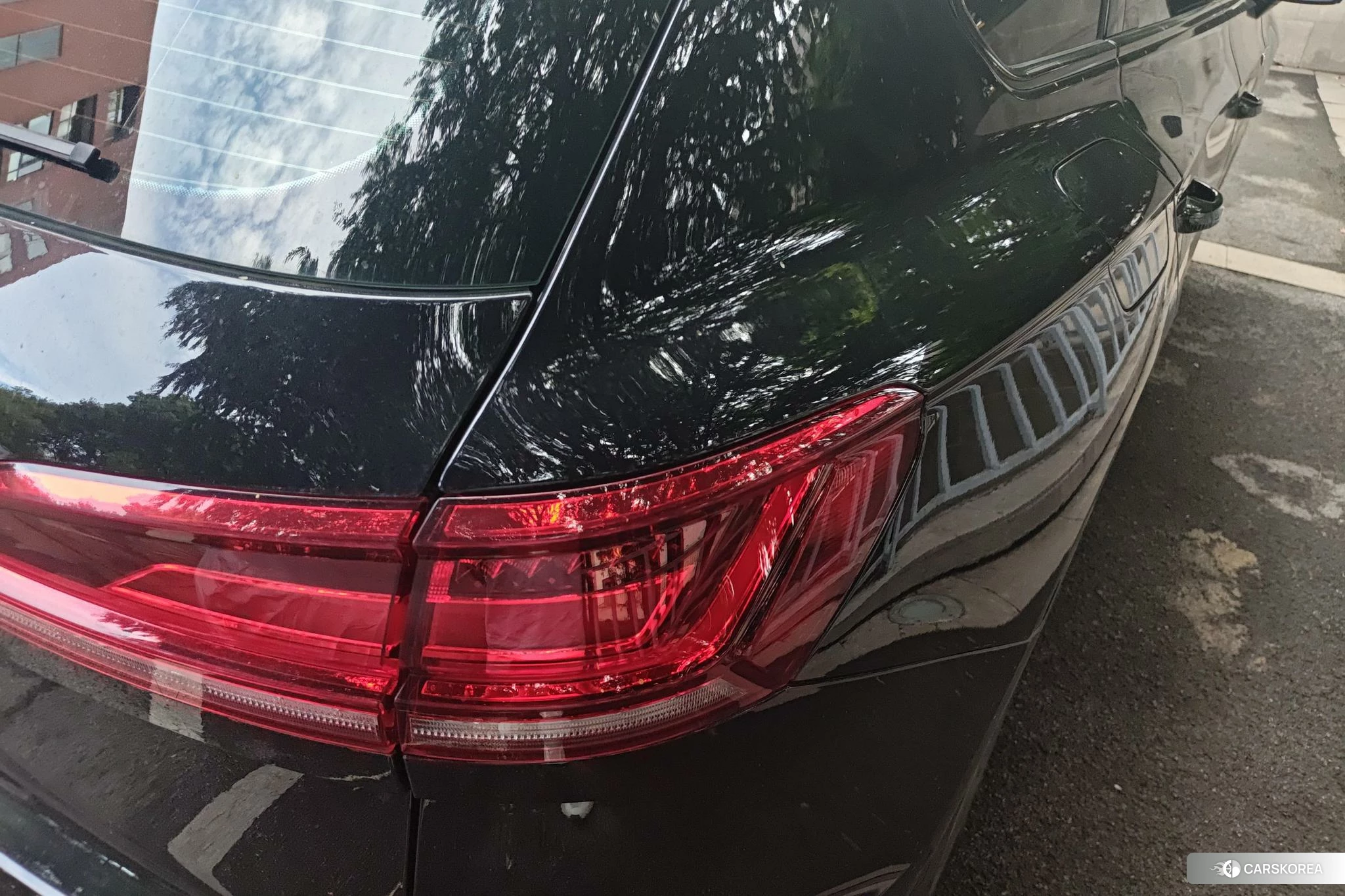 Volkswagen Touareg id 4510502 из Китая 16