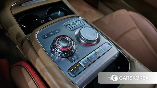 Genesis G90 (RS4) id 3897683 из Кореи 19