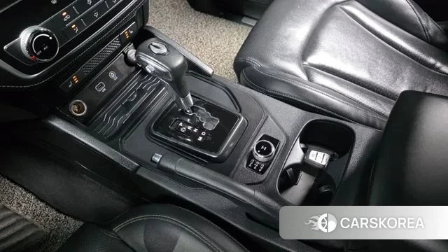 Ssangyong Rexton Sports Cannes id 3243443 из Кореи 19